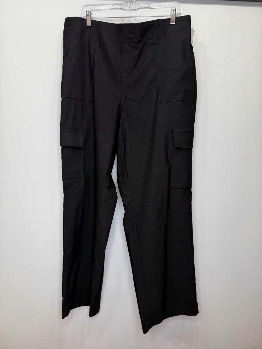lane bryant black pull-on cargo pants size 16 nwt - Picture 2 of 16